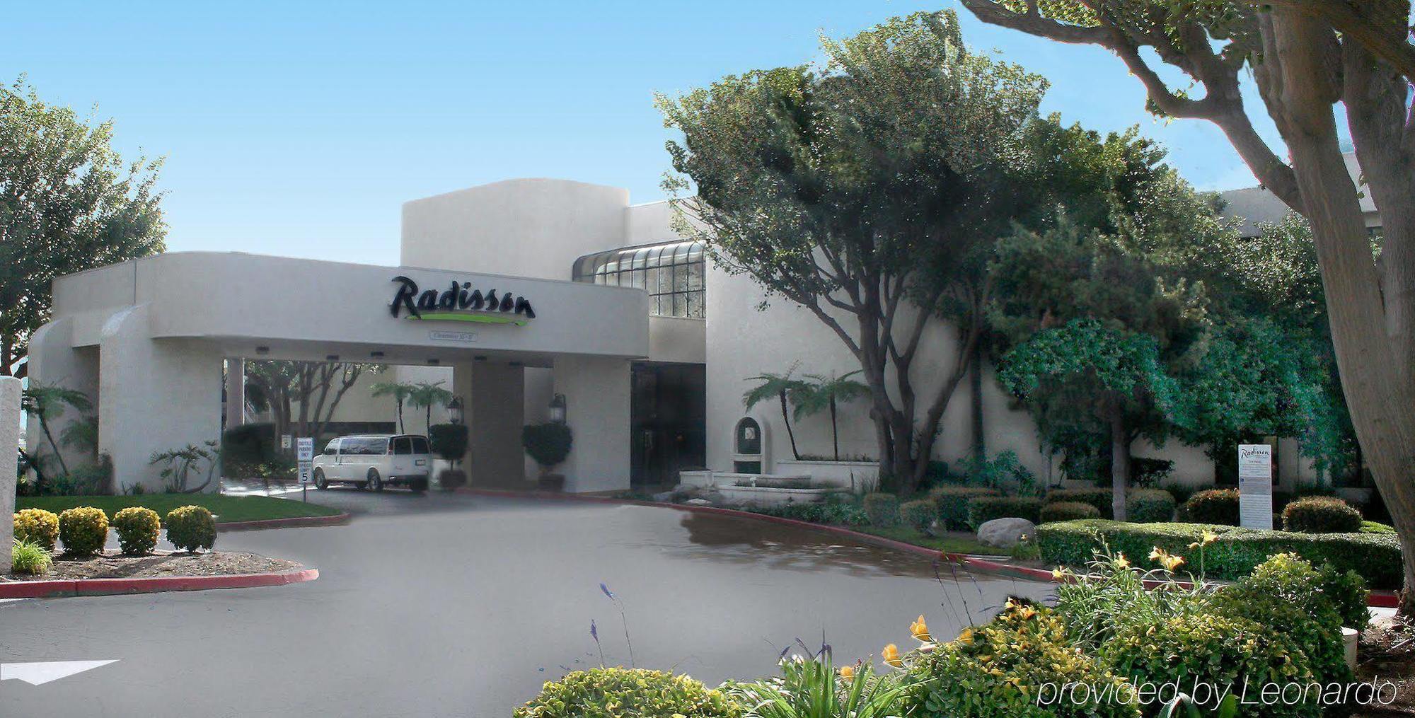 Delta Hotels By Marriott Ontario Airport Exterior photo