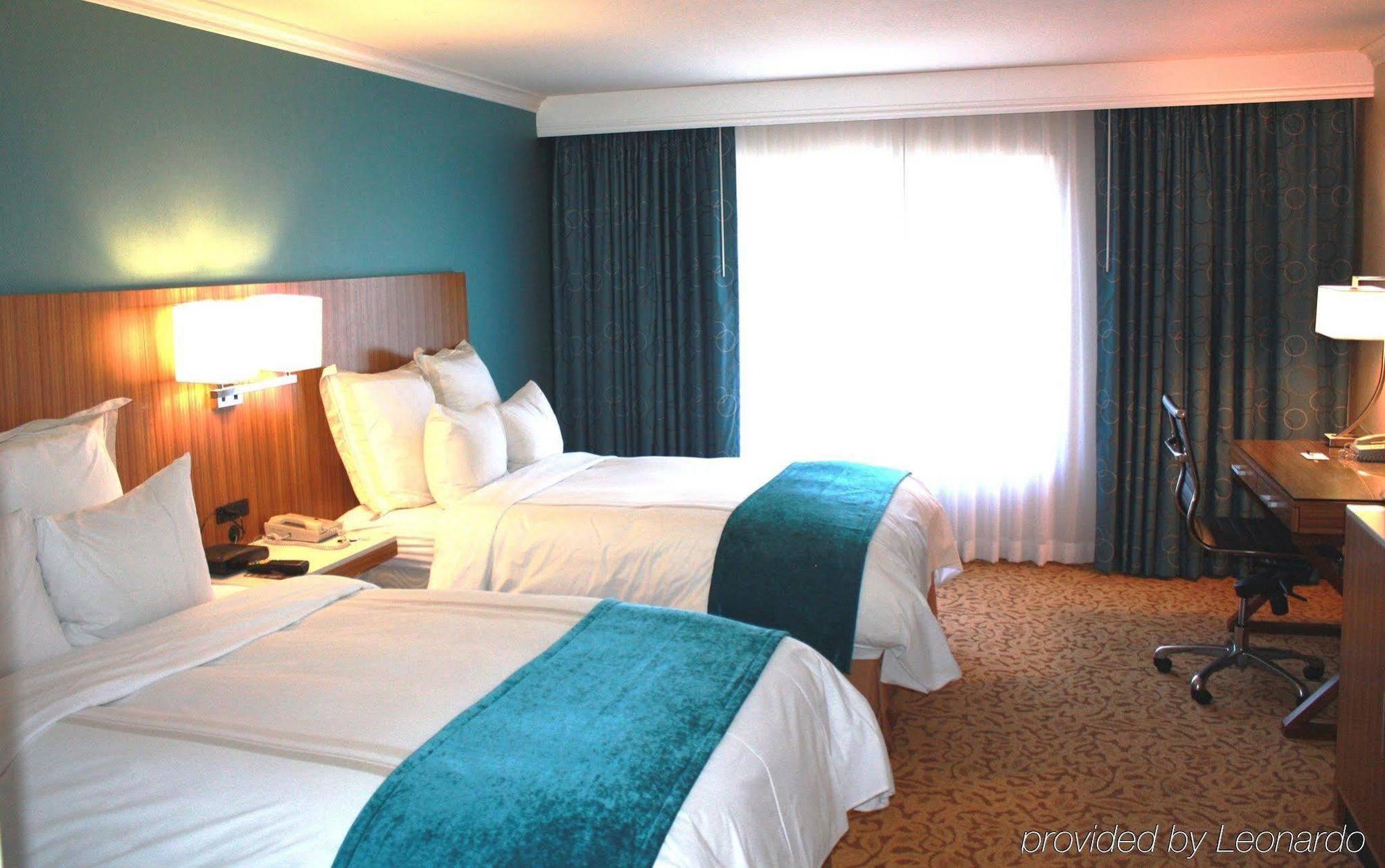 Delta Hotels By Marriott Ontario Airport Exterior photo